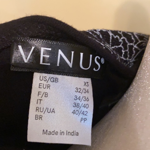 Venus dress - Picture 10 of 15